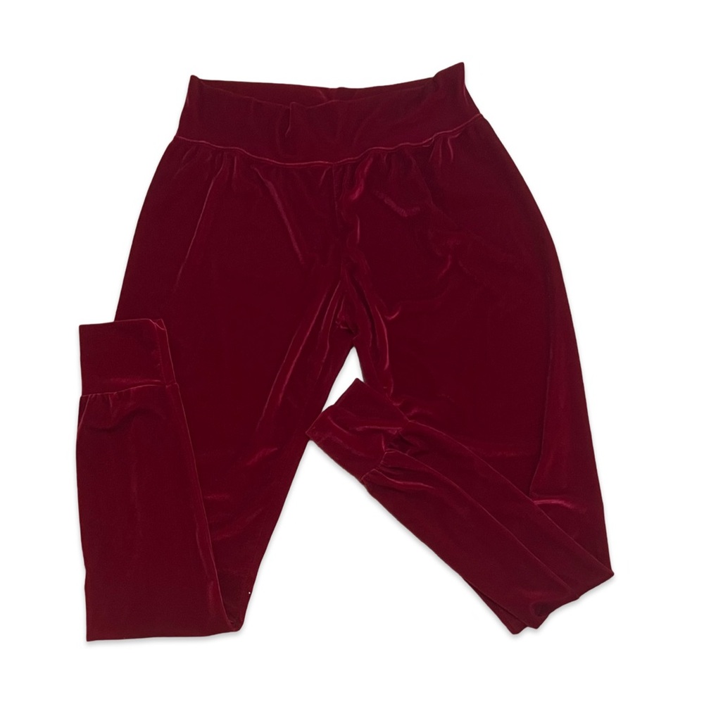 ♥️Laina Rauma Velour Leisure Pants
Condition: Great
Size: Ladies Large